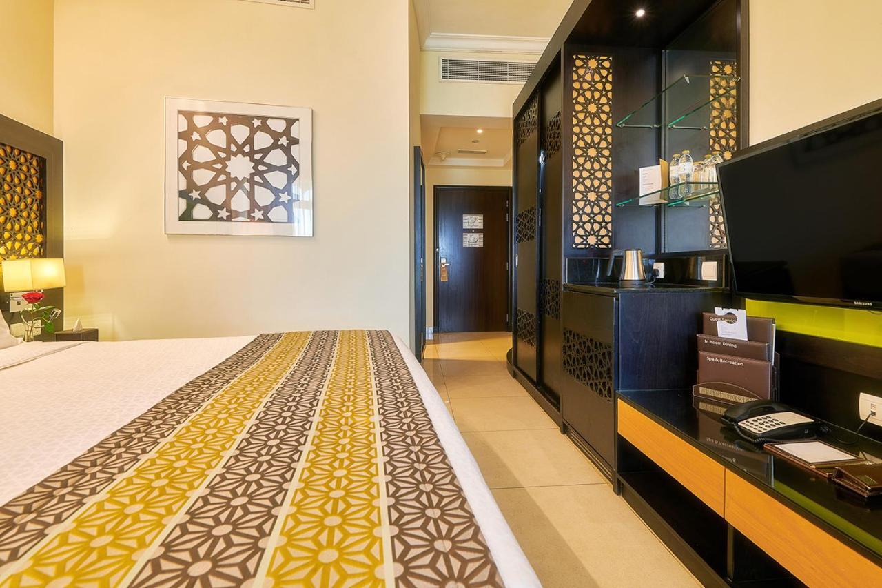 Bahi Ajman Palace Hotel Exterior photo A room at the hotel
